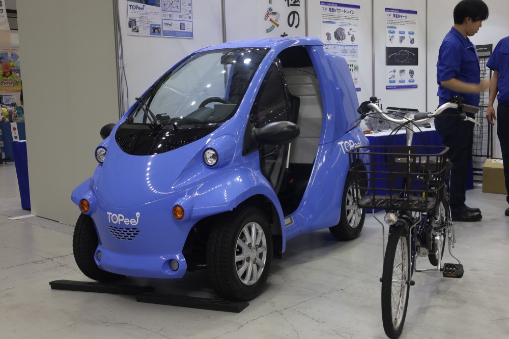 １日目の展示車両になります！